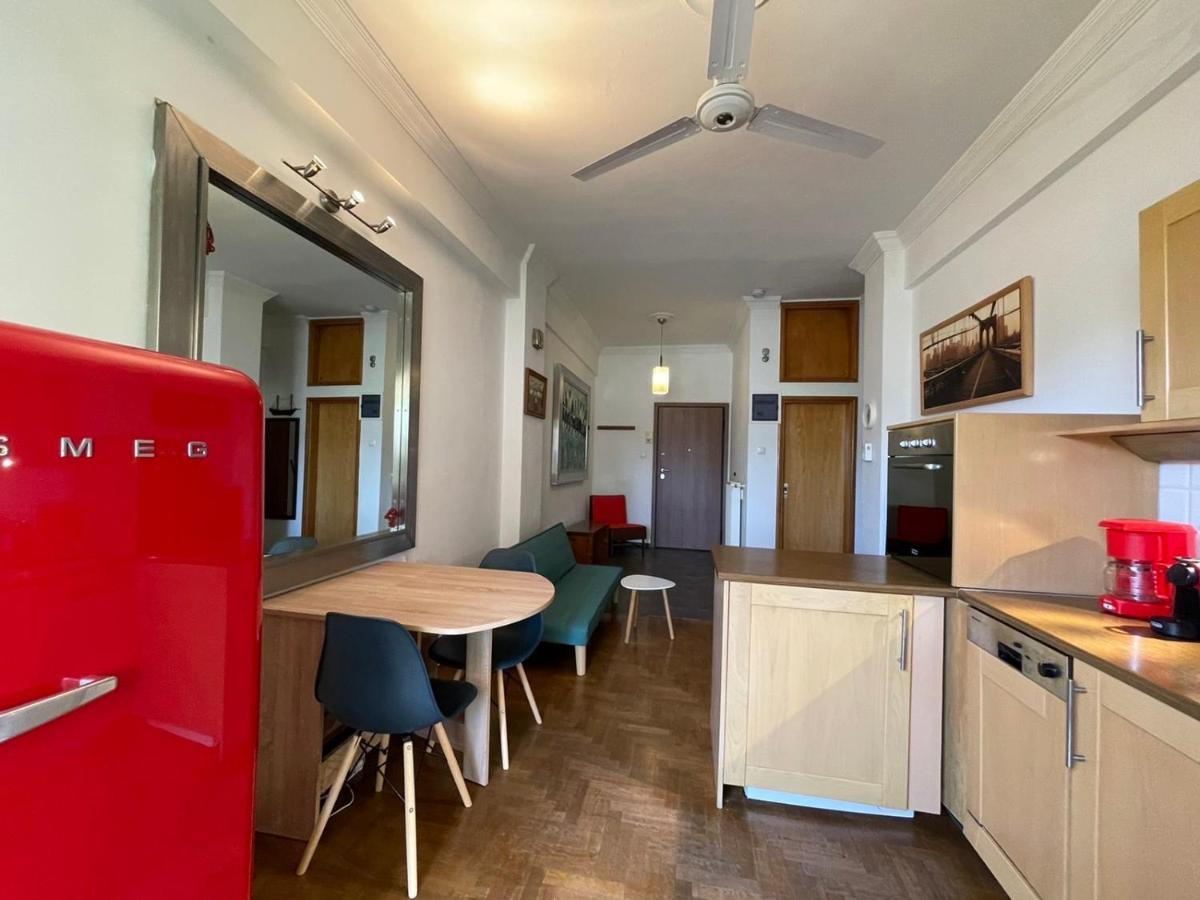Glyfada House *